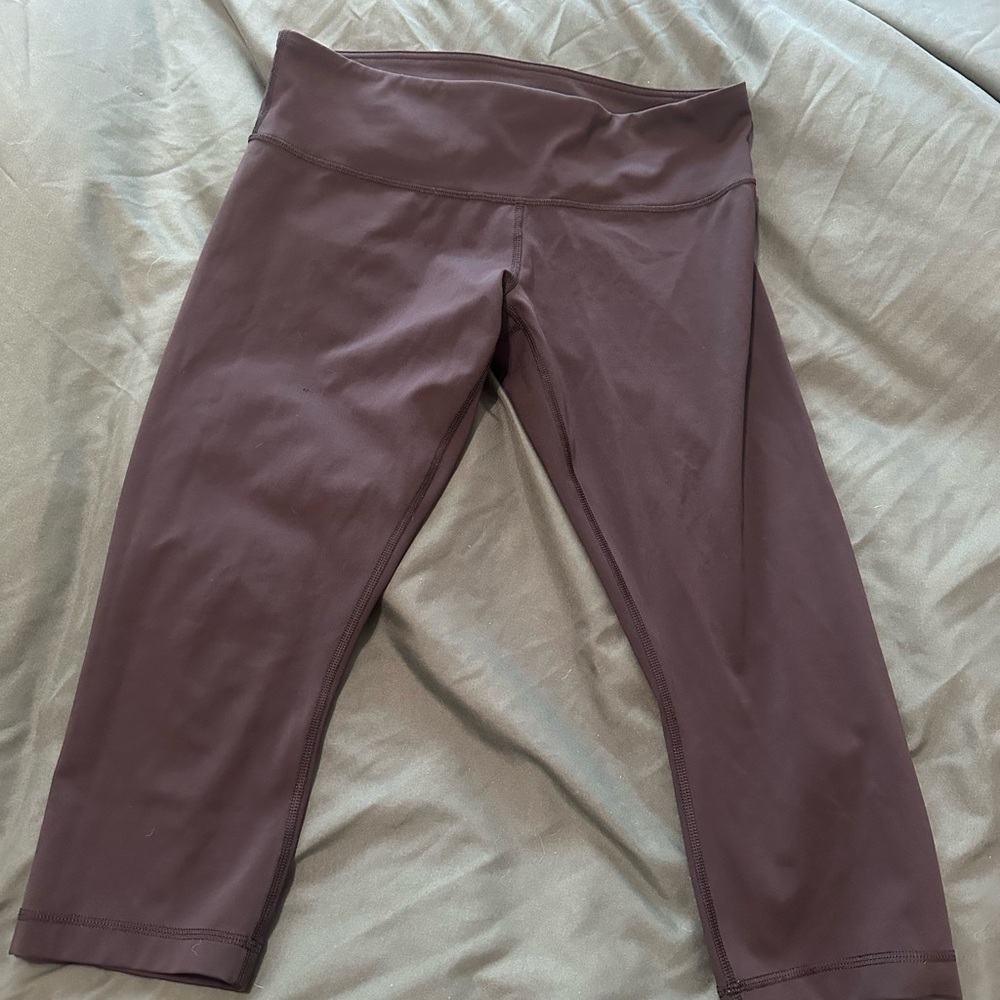 Lululemon wunder under crops